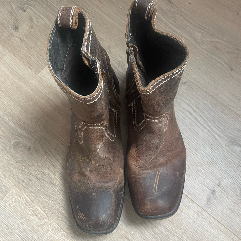 Roan men’s boots 10.5